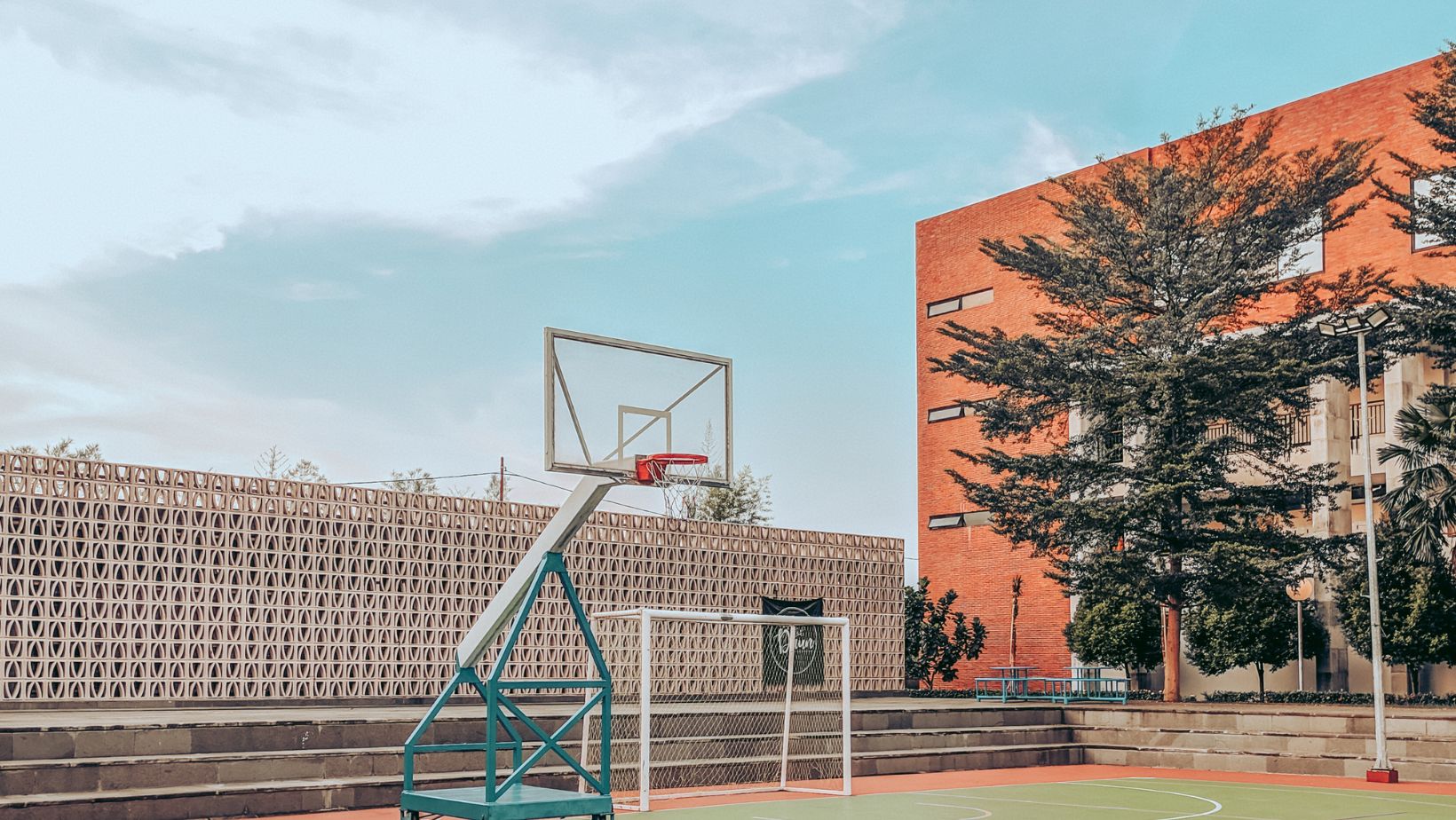 inflatable basketball court